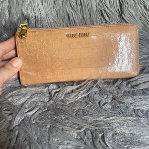Miu Miu Croc-Embossed Leather Zip Wallet in Warm Tan/Pink Inside